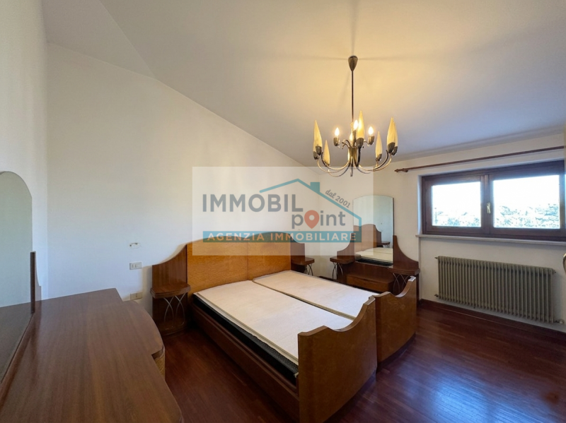 All'interno del quartiere residenziale di Feriole di Abano Terme, vi presentiamo una straordinari...