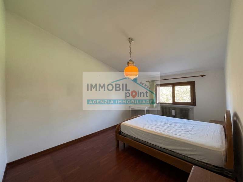 All'interno del quartiere residenziale di Feriole di Abano Terme, vi presentiamo una straordinari...