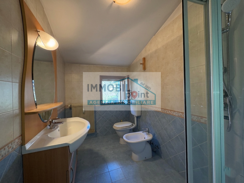 All'interno del quartiere residenziale di Feriole di Abano Terme, vi presentiamo una straordinari...