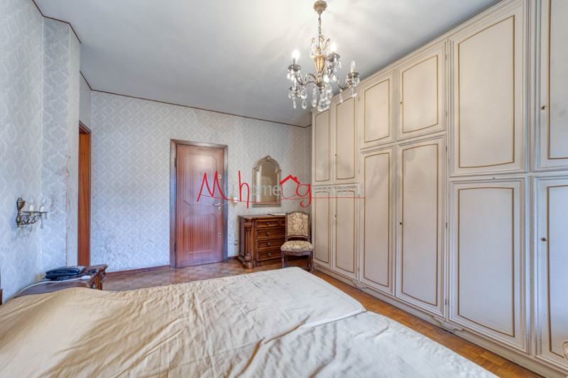 FACCIOLATI: Attico al terzo ed ultimo piano con ascensore, dagli ampi spazi abitativi, si compone...