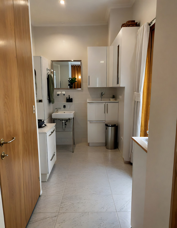 (Per INFO Fabrizio 3337743912) A SAN VITO di VALDOBBIADENE, in una zona tranquilla e circondata d...