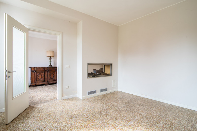 Vigonza nella tranquilla frazione di Codiverno, proponiamo in vendita una bella casa singola terr...