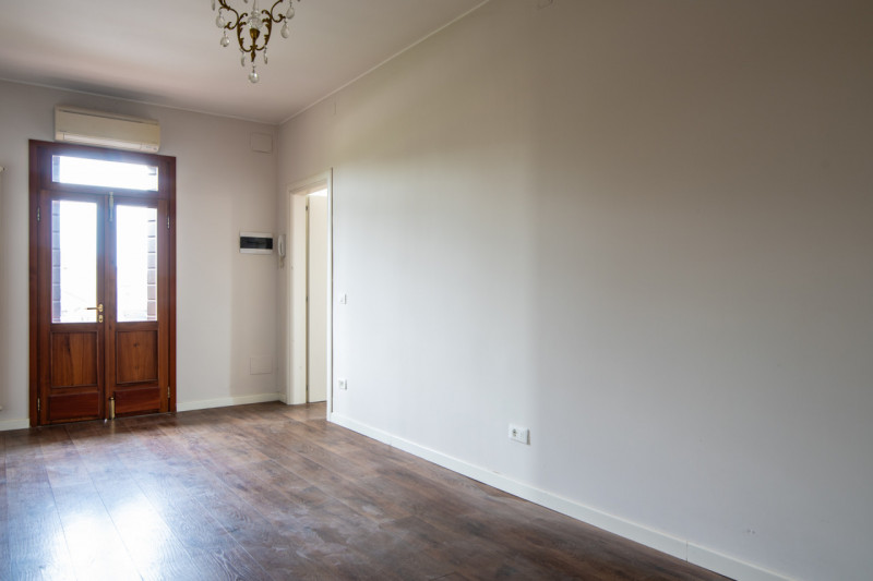 Vigonza nella tranquilla frazione di Codiverno, proponiamo in vendita una bella casa singola terr...