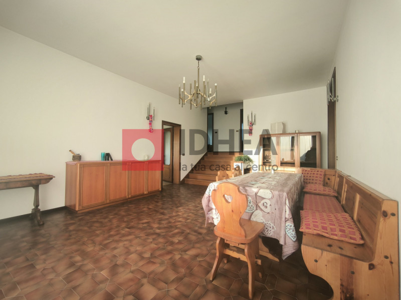 "RIFERIMENTO FPC3"

CARBONERA- Fraz. Mignagola
In zona Mignagola, non lontano dal Comune di Carbo...