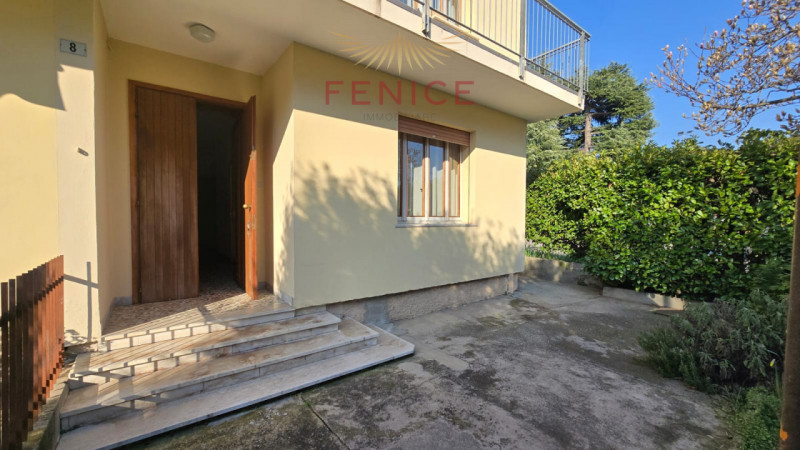 Proponiamo in vendita una rara opportunità: bifamiliare di 120mq situata nella ricercata zona res...