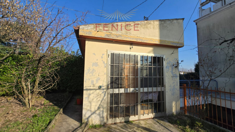 Proponiamo in vendita una rara opportunità: bifamiliare di 120mq situata nella ricercata zona res...