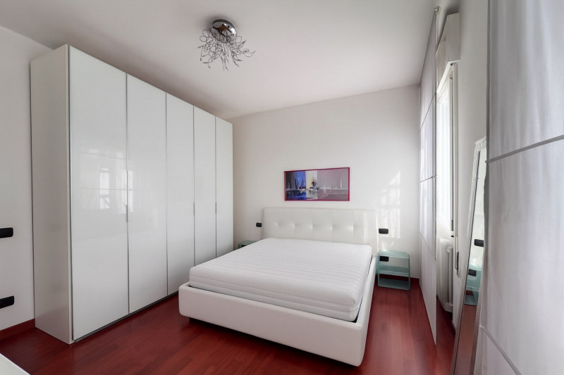 Nel cuore del CENTRO CITTA’ e comodo a tutti i principali servizi, APPARTAMENTO COMPLETAMENTE RIS...