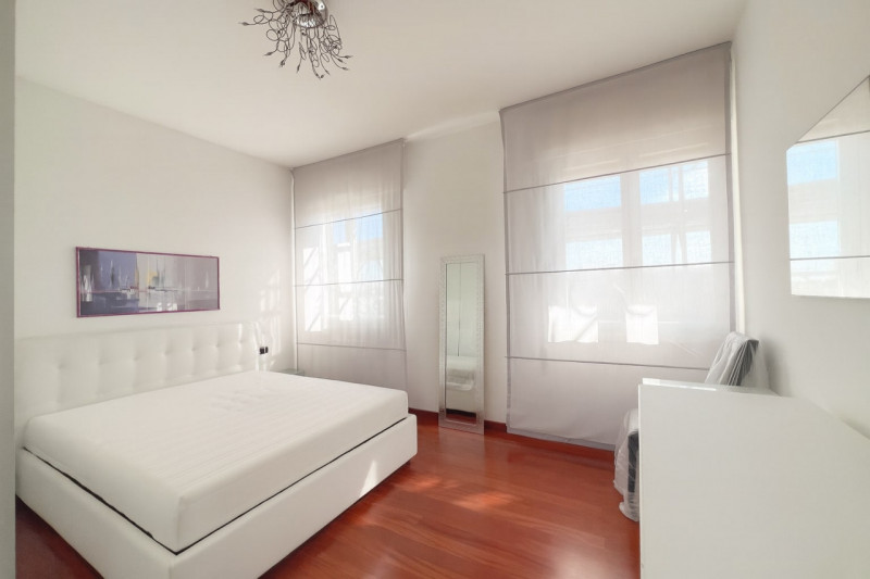 Nel cuore del CENTRO CITTA’ e comodo a tutti i principali servizi, APPARTAMENTO COMPLETAMENTE RIS...