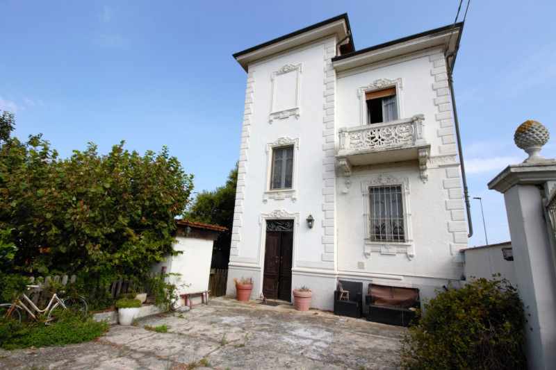 Palazzolo Vercellese Vendita Villa contemporanea