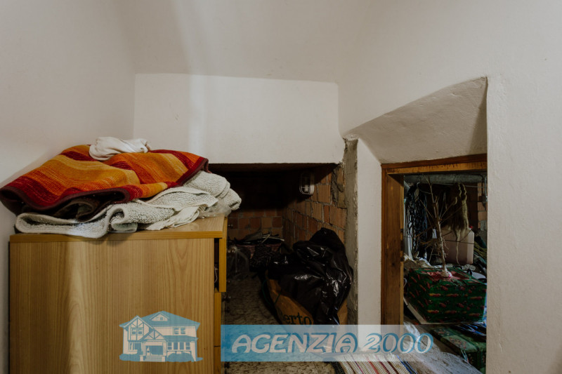 A BOVOLENTA FUORI PAESE LONTANO DAI RUMORI DELLA CITTA' LA TUA CASA TI ASPETTA !!! OTTIMA OPPORTU...