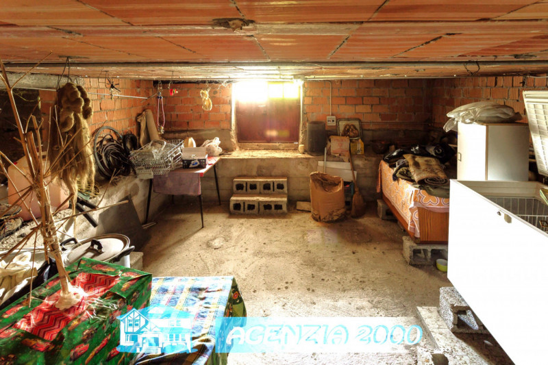 A BOVOLENTA FUORI PAESE LONTANO DAI RUMORI DELLA CITTA' LA TUA CASA TI ASPETTA !!! OTTIMA OPPORTU...