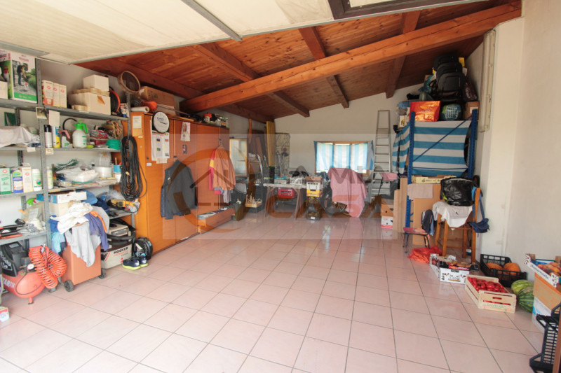 Legnaro -  Porzione di bifamiliare tutta al piano terra.  E' la casa ideale per chi cerca grandi ...