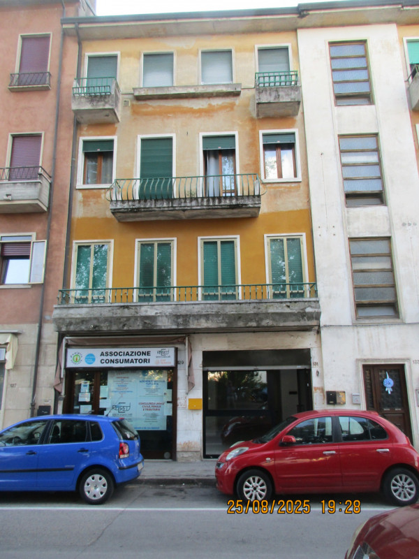 Vicenza Vendita Negozio