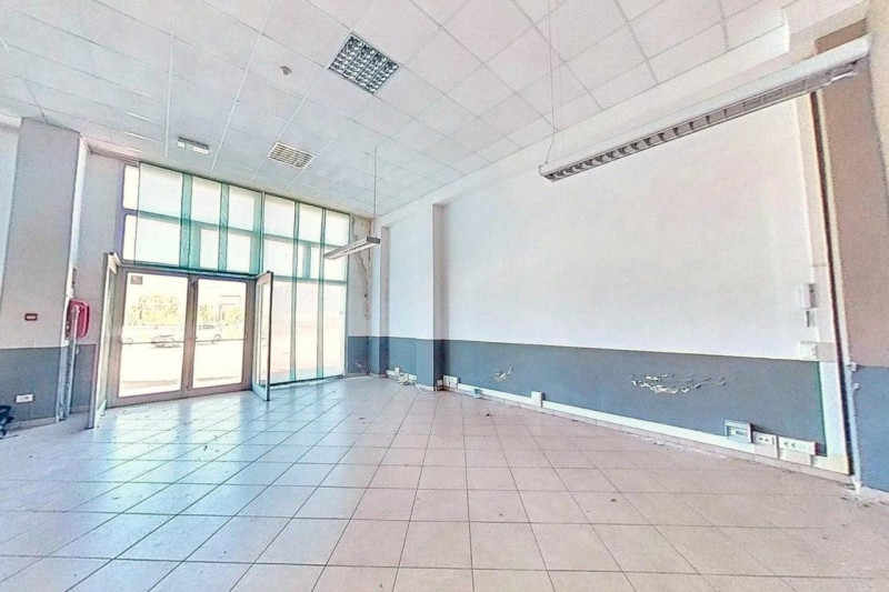 Cascina Vendita Negozio