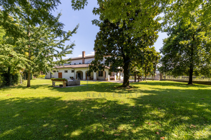 ORMELLE - Località Roncadelle (TV)

In centro a Roncadelle di Ormelle, proponiamo in vendita casa...