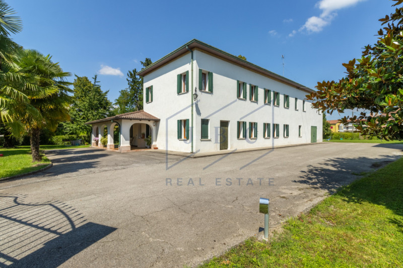 ORMELLE - Località Roncadelle (TV)

In centro a Roncadelle di Ormelle, proponiamo in vendita casa...