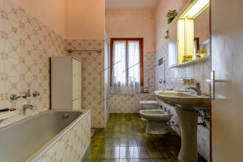 ORMELLE - Località Roncadelle (TV)

In centro a Roncadelle di Ormelle, proponiamo in vendita casa...