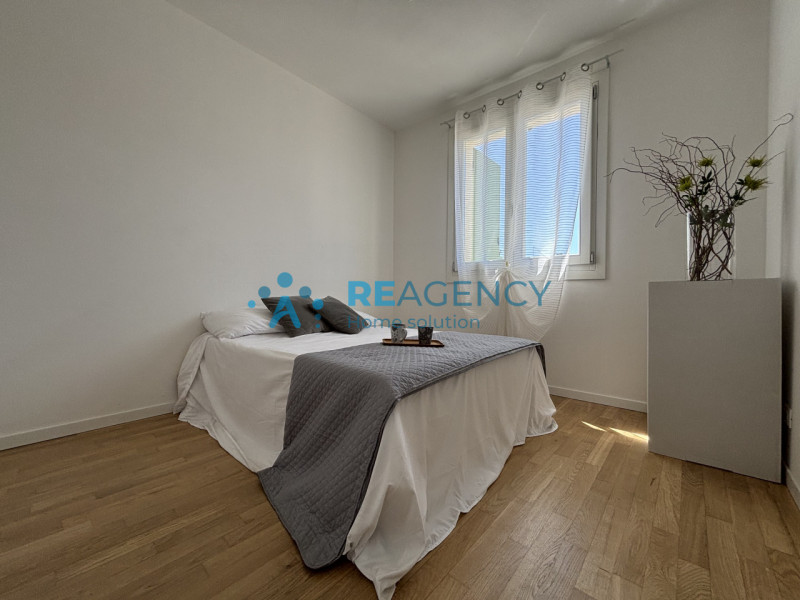 Scopri l’ultima esclusiva opportunità abitativa nel cuore di Creazzo! Proponiamo in vendita un el...