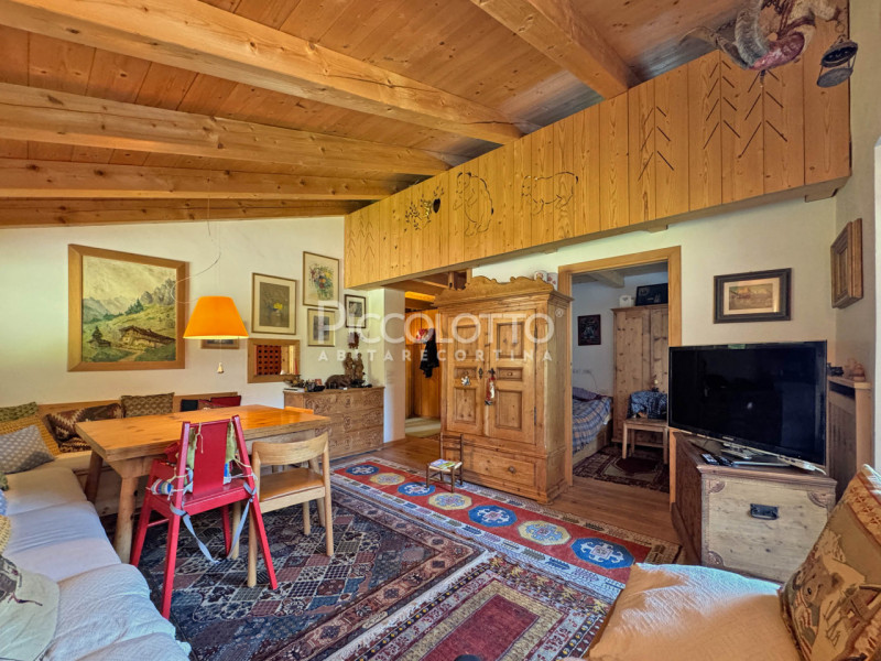 Rif. A5350 - Disponibile per la stagione invernale a Cortina d'Ampezzo, accogliente attico con so...