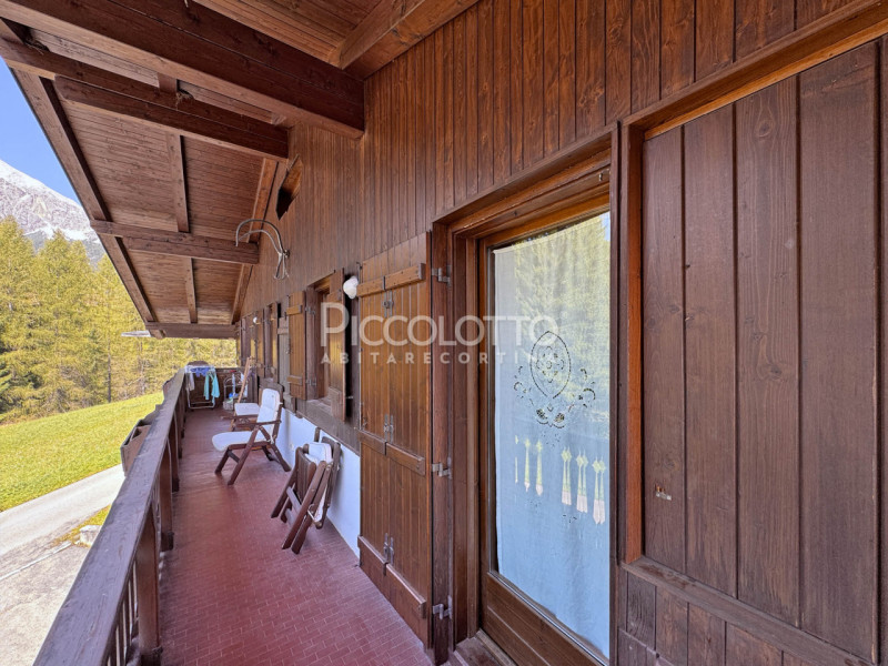 Rif. A5350 -  Disponile per i mesi di Luglio e Agosto 2026

Accogliente attico con soppalco in po...