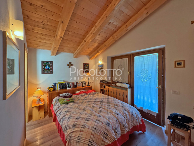 Rif. A5350 - Disponibile per la stagione invernale a Cortina d'Ampezzo, accogliente attico con so...