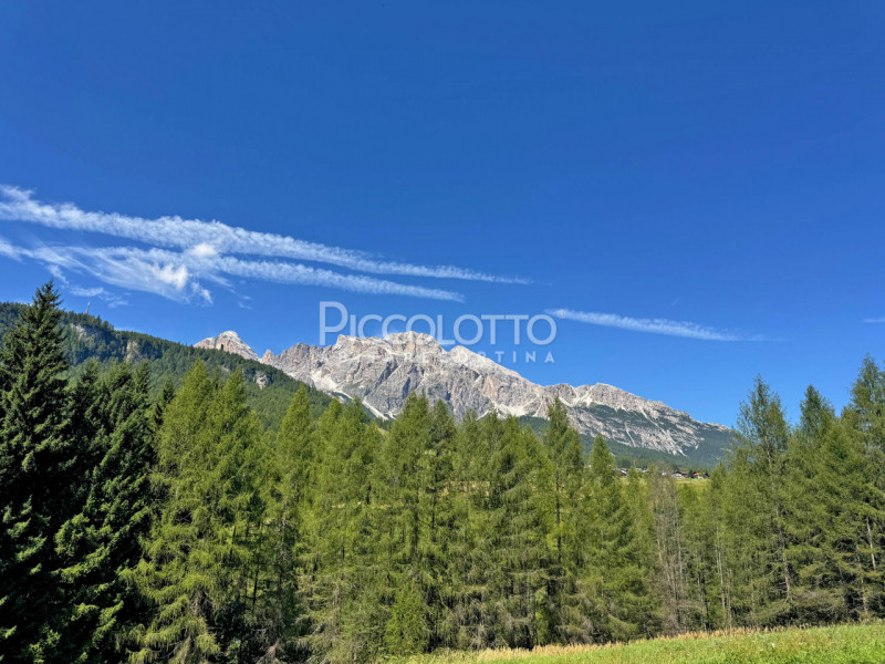 Rif. A5350 - Disponibile per la stagione invernale a Cortina d'Ampezzo, accogliente attico con so...