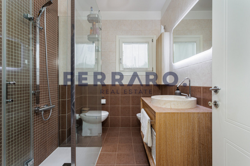 Treviso, zona Appiani. Codice IV8. In contesto tranquillo e riservato, proponiamo recente ed eleg...