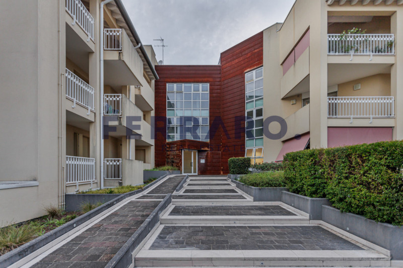 Treviso, zona Appiani. Codice IV8. In contesto tranquillo e riservato, proponiamo recente ed eleg...