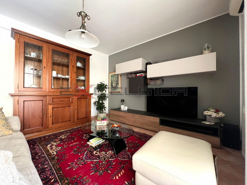 Cona Vendita Appartamento