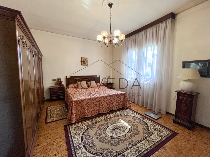 DOSSON DI CASIER

RIFERIMENTO: CR7

L'agenzia Roveda Immobiliare ha il piacere di presentarvi, in...