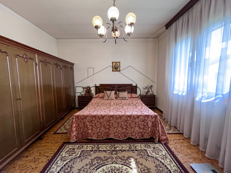 DOSSON DI CASIER

RIFERIMENTO: CR7

L'agenzia Roveda Immobiliare ha il piacere di presentarvi, in...