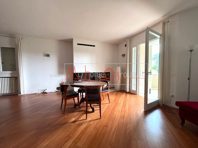 SELVAZZANO - (Rif. AFF645-s) -  AFFITTASI  VILLA CON PARCO - Circondata da un parco di circa 9.00...