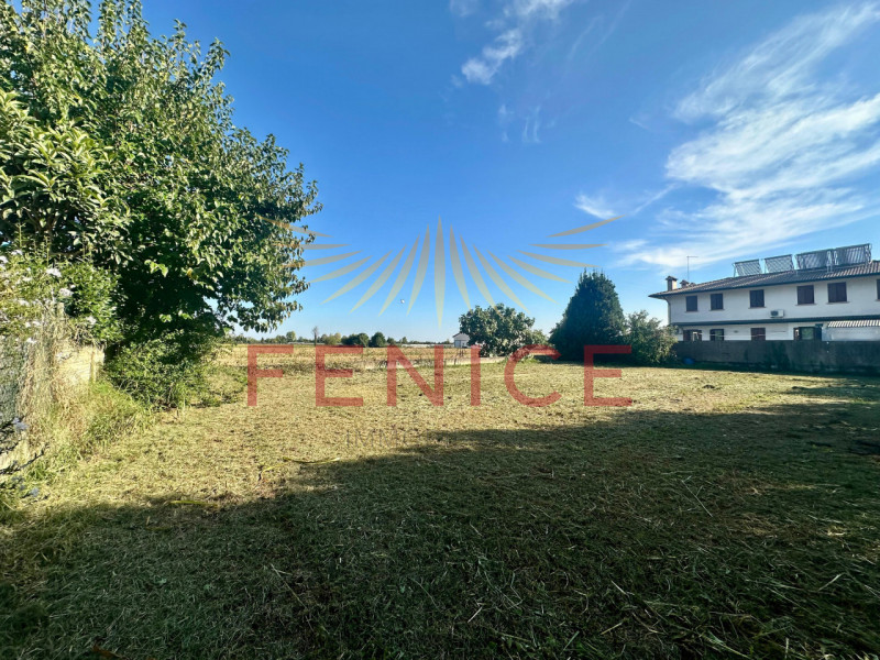 Caerano di San Marco Vendita Terreno terreno edificabile residenziale