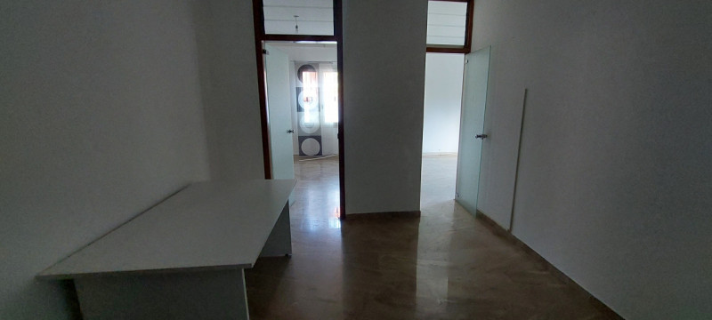 Affittasi ufficio di 77 mq. in posizione strategica a Piazzola sul Brenta.
L'ufficio è situato al...