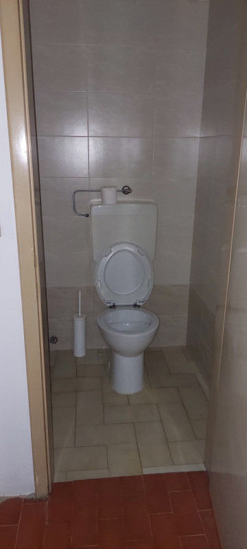 Affittasi ufficio di 77 mq. in posizione strategica a Piazzola sul Brenta.
L'ufficio è situato al...