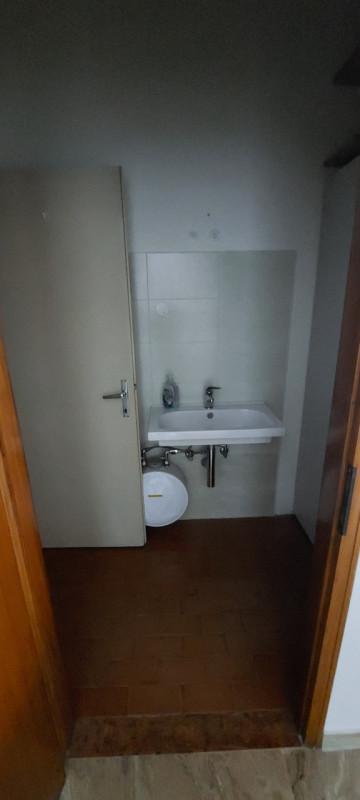 Affittasi ufficio di 77 mq. in posizione strategica a Piazzola sul Brenta.
L'ufficio è situato al...