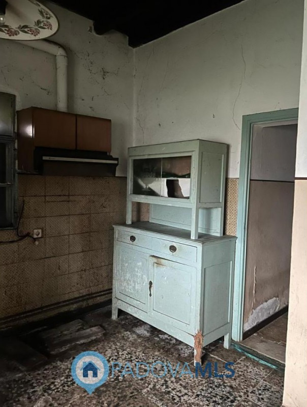 Immobile in esclusiva al Gruppo Padova MLS
Vendesi a Pernumia, casa accostata su due livelli, in ...