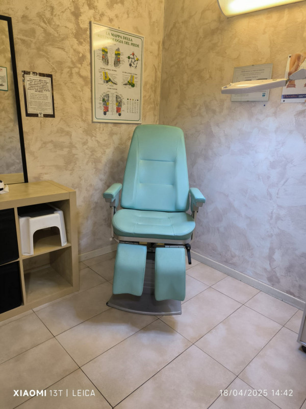 Scopri un'incredibile opportunità nel cuore di Schio, precisamente nel vivace quartiere di Giaven...