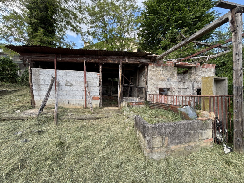 Se stai cercando una casa con tanto potenziale in una zona strategica di Creazzo, questa potrebbe...