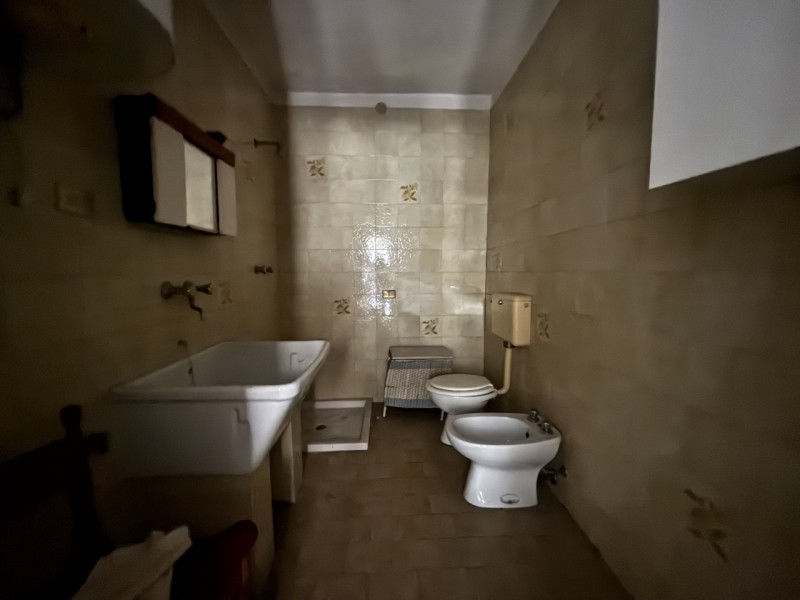 Se stai cercando una casa con tanto potenziale in una zona strategica di Creazzo, questa potrebbe...