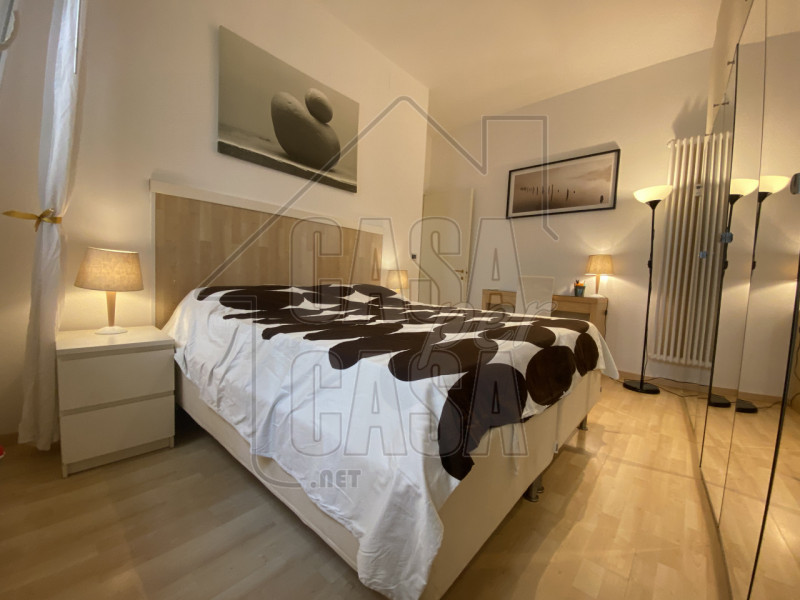 Scopri questo  appartamento trilocale nel cuore di Santa Sofia, una delle zone più ricercate e vi...