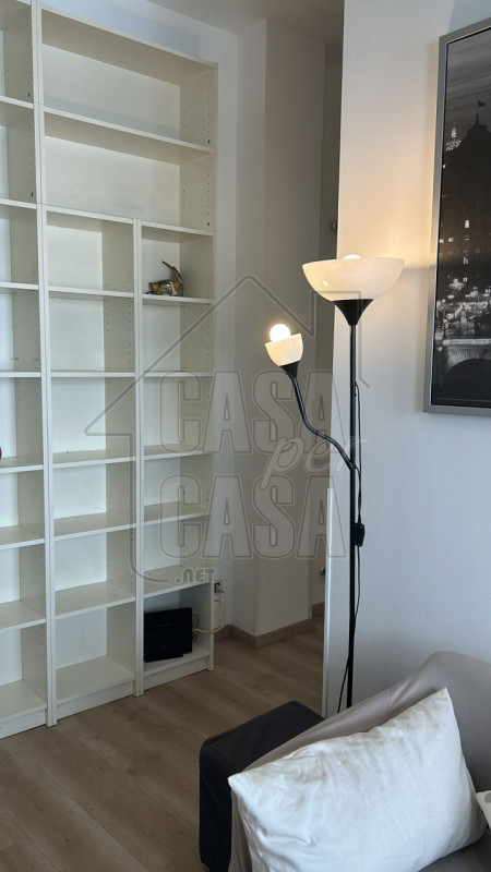 Scopri questo  appartamento trilocale nel cuore di Santa Sofia, una delle zone più ricercate e vi...