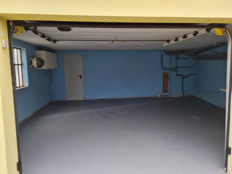 RIF: FR019 ASIAGO - VICENZA Proponiamo in vendita casa singola con giardino disposta su tre livel...