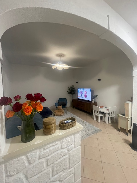 VILLA DEL CONTE in zona tranquilla e comoda ai servizi vendesi appartamento al piano terra in bif...