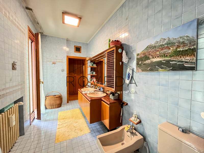 TREVISO - SANTA MARIA DEL ROVERE

RIFERIMENTO: TV26

Scopri altre opportunità sul nostro sito e a...