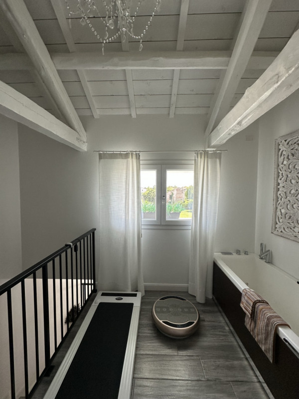 AGNA: proponiamo villa accostata completamente ristrutturata nel 2023. 
Questo immobile ha tutte ...