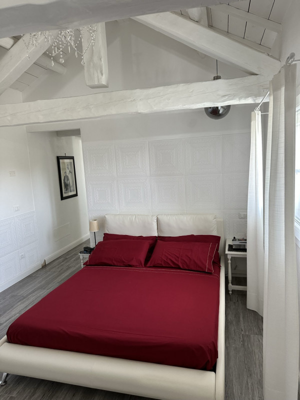 AGNA: proponiamo villa accostata completamente ristrutturata nel 2023. 
Questo immobile ha tutte ...