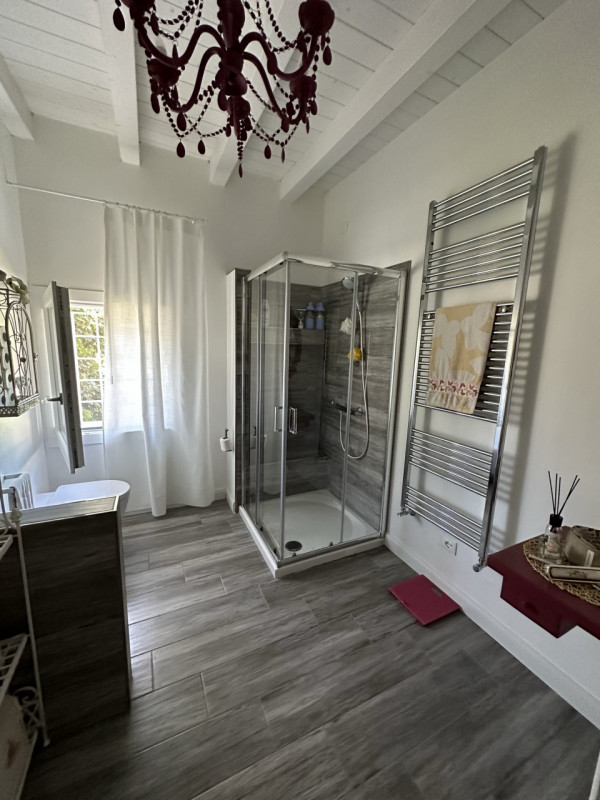 AGNA: proponiamo villa accostata completamente ristrutturata nel 2023. 
Questo immobile ha tutte ...