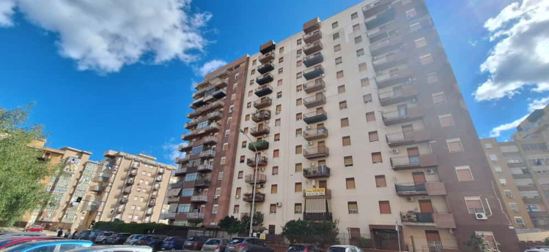 Palermo Vendita Appartamento trilocale