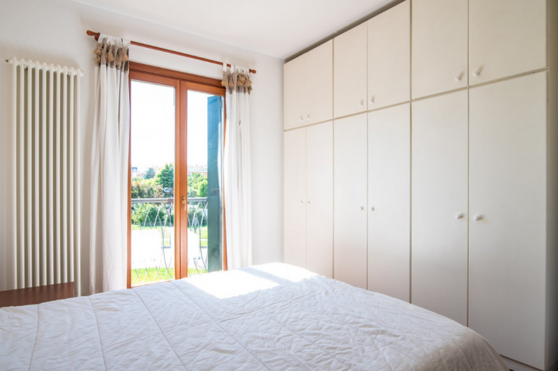 Abano Terme. Nel cuore della cittadina termale ed  inserito all'interno del Parco Urbano, proponi...